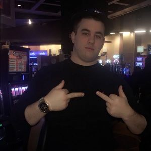 Meet your Posher, Chris